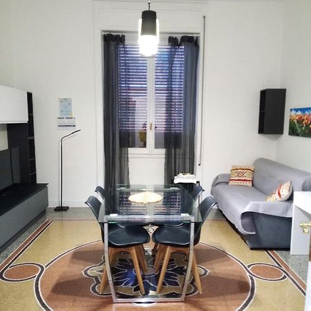 Joivy Elegant 1-Bedroom Flat Near Spianata Castelletto Genua Zewnętrze zdjęcie