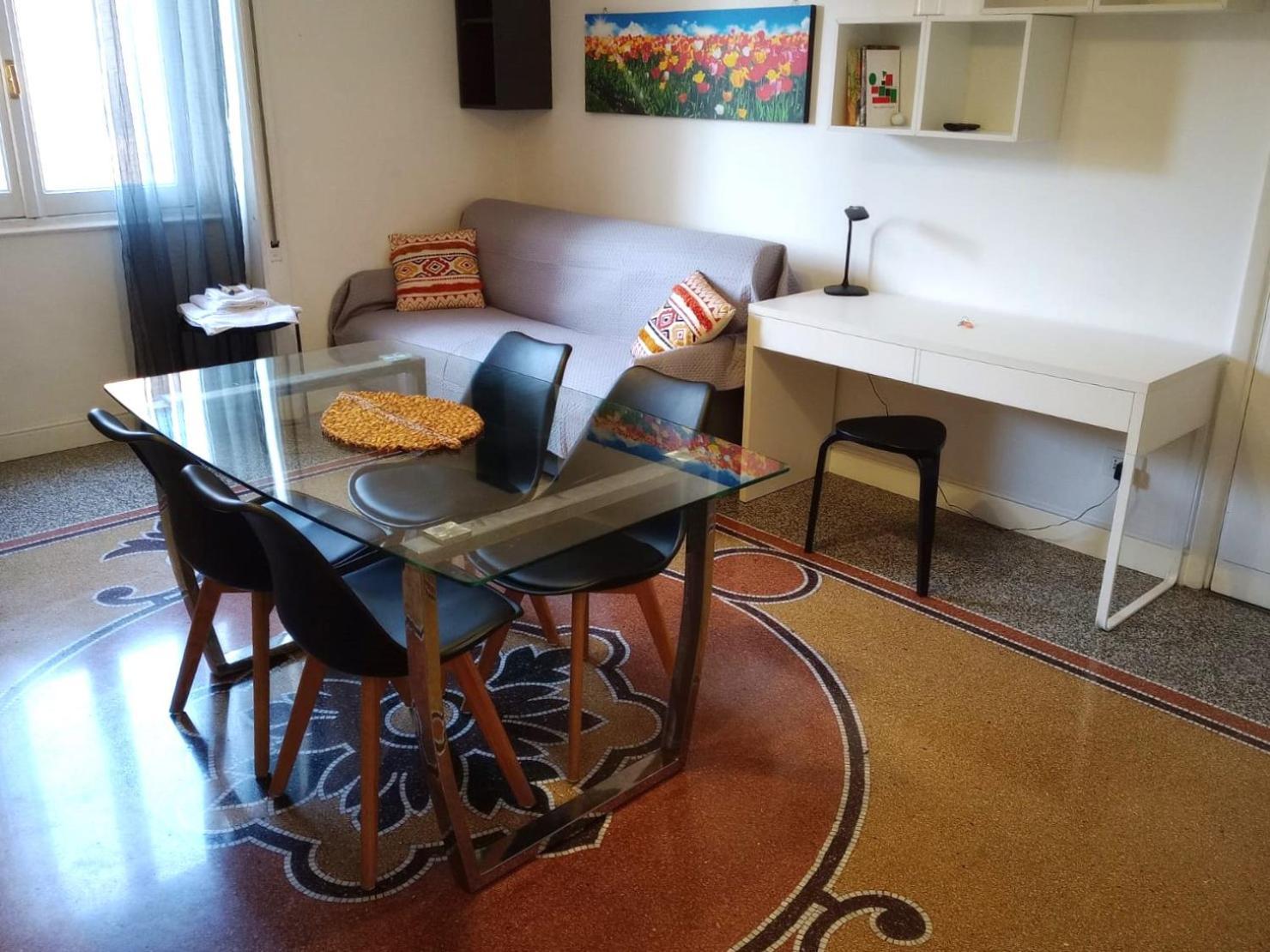 Joivy Elegant 1-Bedroom Flat Near Spianata Castelletto Genua Zewnętrze zdjęcie